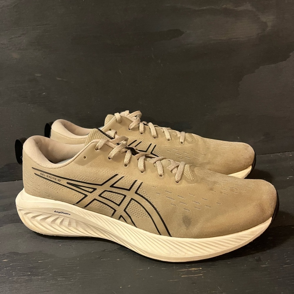 Asics Gel-Excite 10 Mens Size 12.5 Running Shoes Brown Fitness Sneakers 1011B600